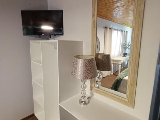 Room image 2
