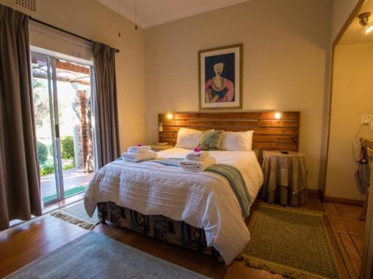 Room image 4