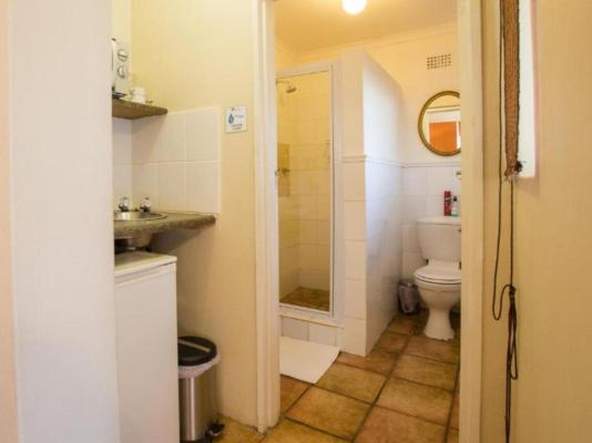 Room image 5