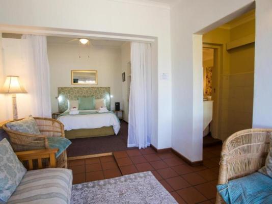 Room image 4