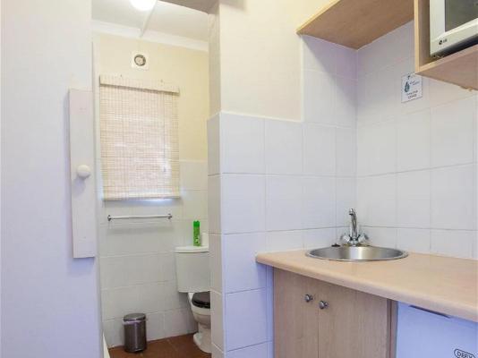 Room image 6