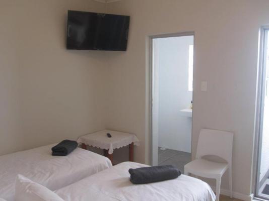 Room image 2