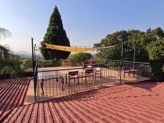 TOP PATIO