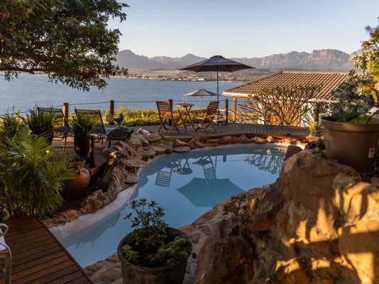 Artists Cottages Gordon's Bay - 272869