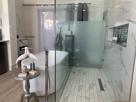 Room image 6