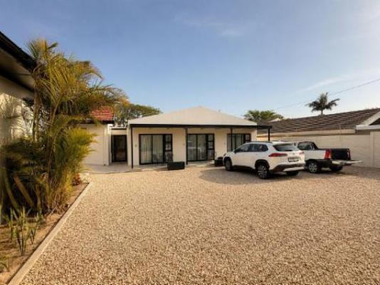 Beachway Guest House - Property / Building