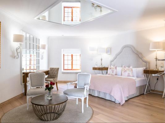 Heinitzburg Boutique Hotel - 272996