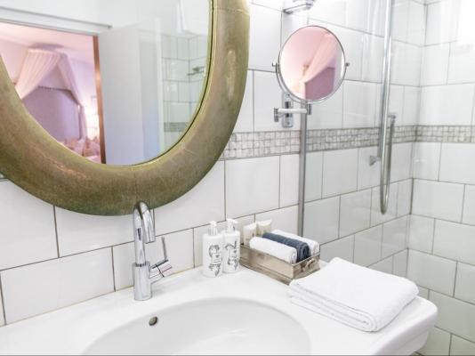 Heinitzburg Boutique Hotel - 273006