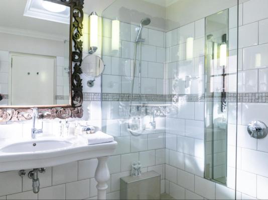 Heinitzburg Boutique Hotel - 273008