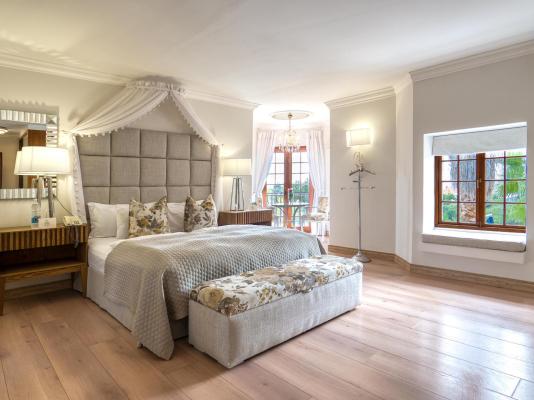 Room image 1