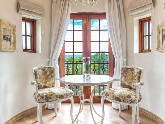 Heinitzburg Boutique Hotel - 273010
