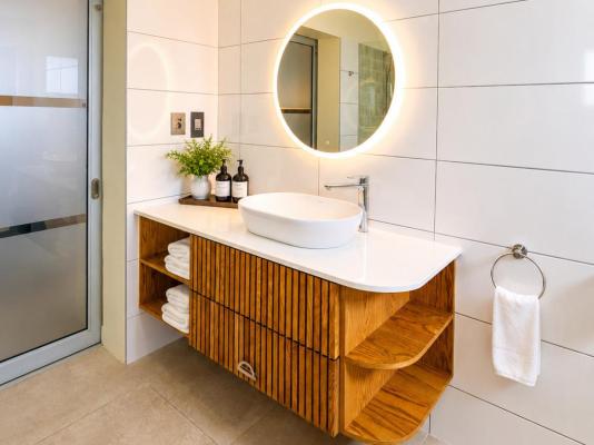 Room image 3