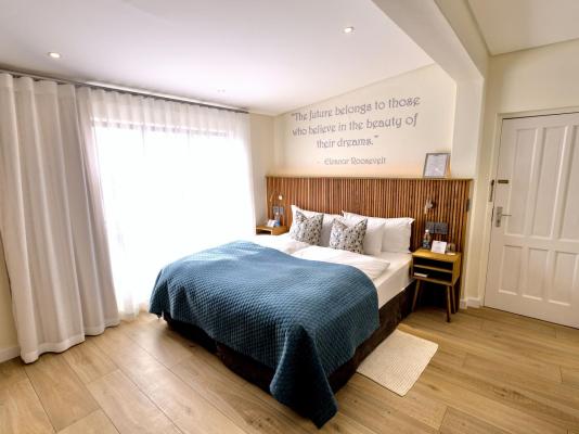 Oyster Box Guesthouse - 273037