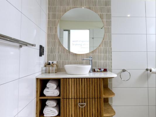 Oyster Box Guesthouse - 273038