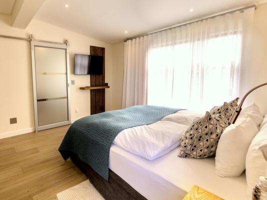 Room image 5