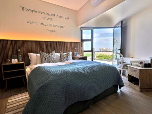 Room image 1