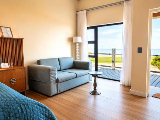 Room image 3