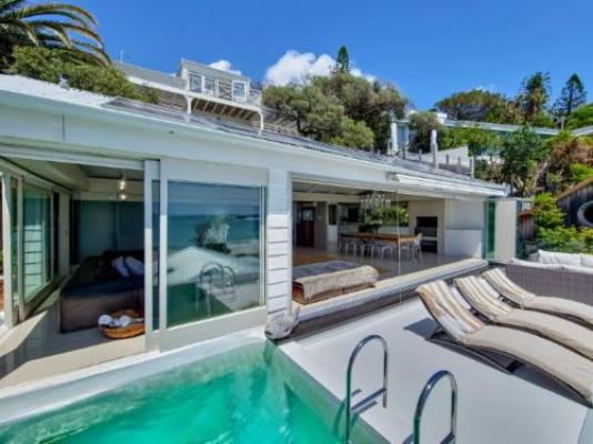 Clifton Bungalow - Property / Building