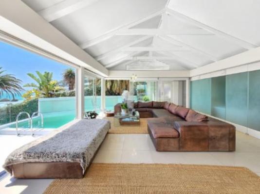 Clifton Bungalow - Living Room