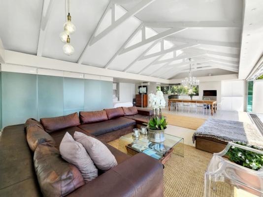Clifton Bungalow - 273070