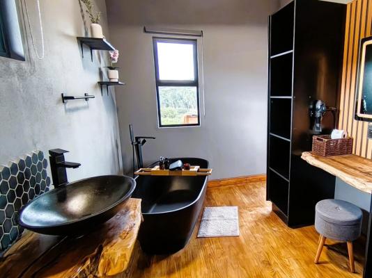 Renosterveld Eco Pods - 273147