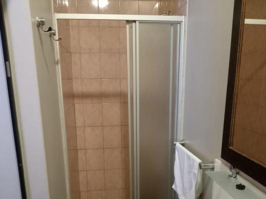 Room image 5