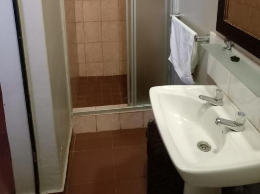 Room image 6