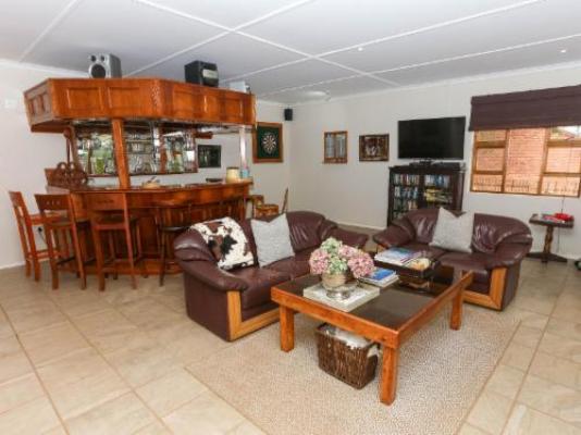 River Bend Farm - Communal lounge/ TV room