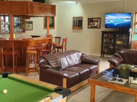 River Bend Farm - Communal lounge/ TV room