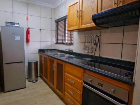 Lakeview Cabanas - Unit 5 - Kitchenette