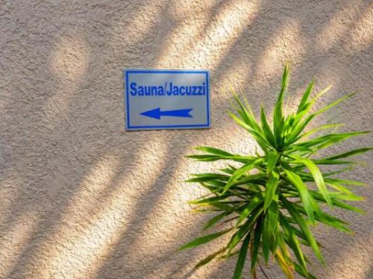 Lakeview Cabanas - Unit 5 - Property / Building