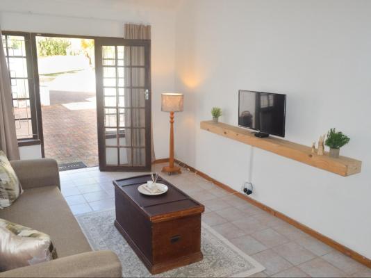 Room image 9