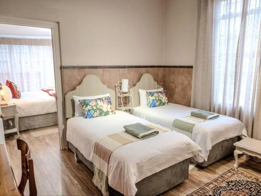 Room image 1