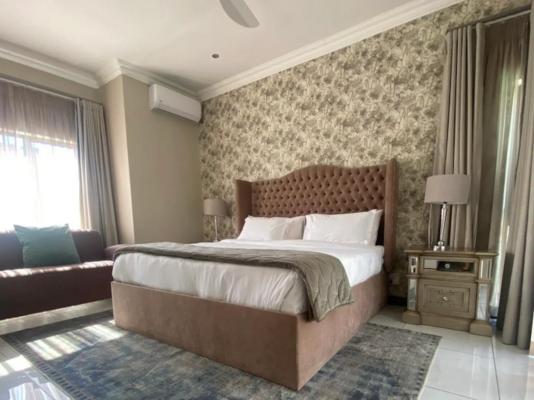 Room image 5