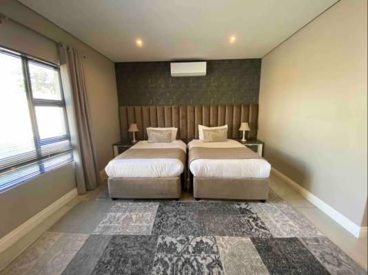 Room image 16