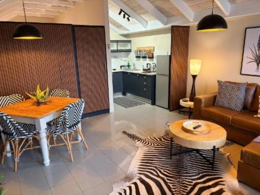Stadtmitte Apartments - Living Room
