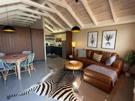 Stadtmitte Apartments - Living Room