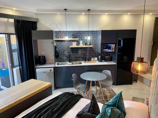Rose's Place - 273632