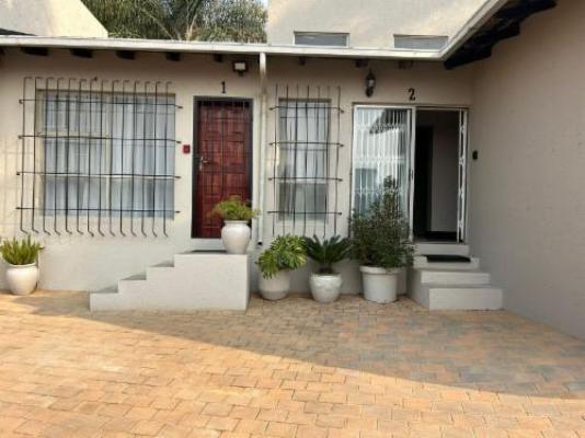 Menlyn Stay - Property / Building