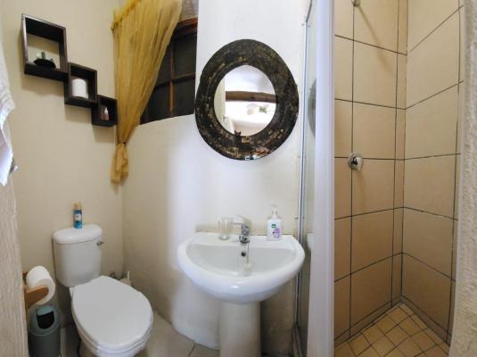 Room image 2