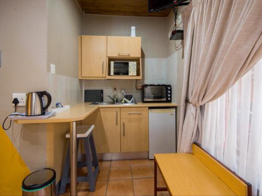 Marle Lodge Bed & Breakfast - 273759