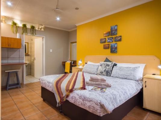 Marle Lodge Bed & Breakfast - 273770