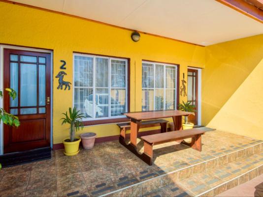 Marle Lodge Bed & Breakfast - 273777