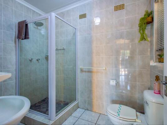 Marle Lodge Bed & Breakfast - 273778