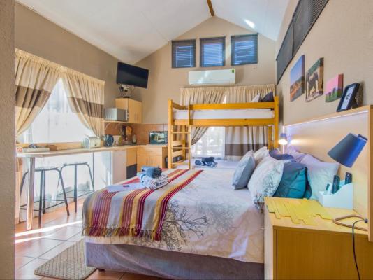 Marle Lodge Bed & Breakfast - 273784
