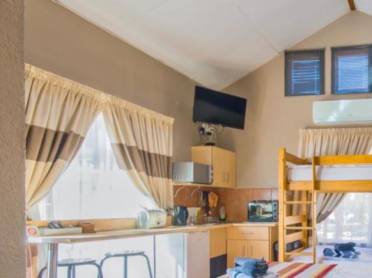 Marle Lodge Bed & Breakfast - 273787