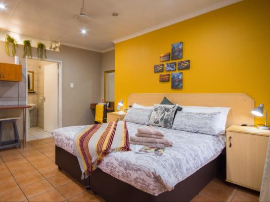 Marle Lodge Bed & Breakfast - 273789