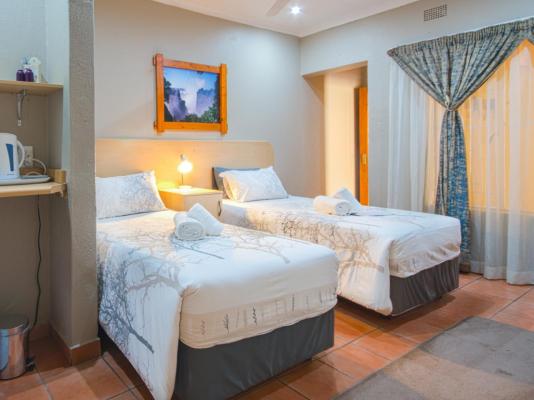Marle Lodge Bed & Breakfast - 273797