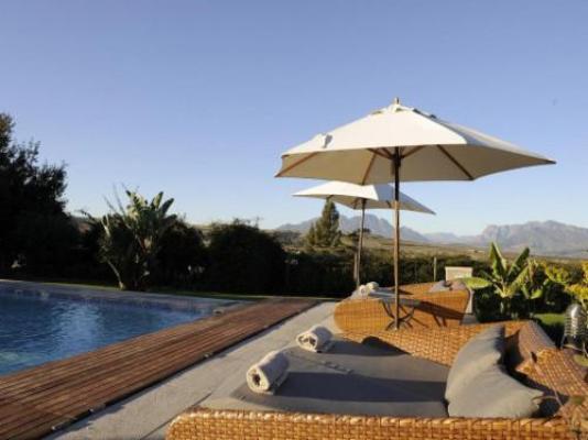 WedgeView Country House & Spa - Patio