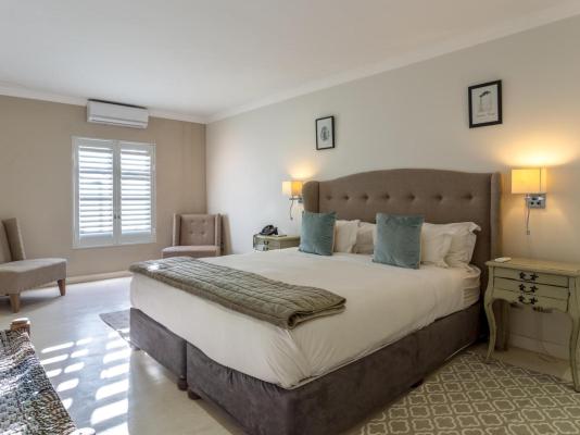 Room image 3